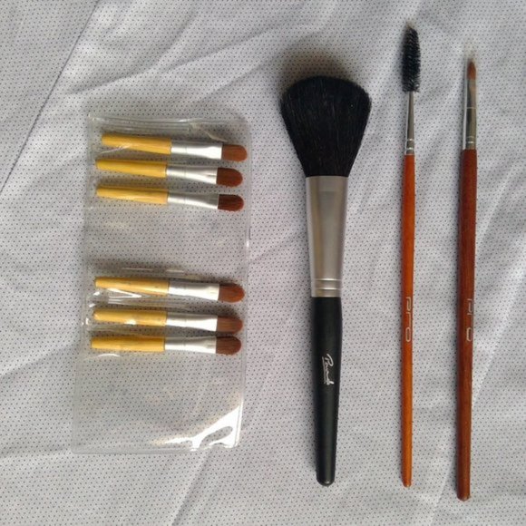 Set of makeup brushes - Picture 3 of 3